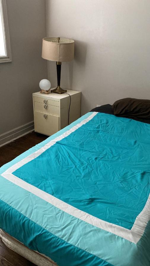 Private Rooms 5 Min Finch West Subway - York University 토론토 외부 사진